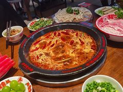 -牛市坎火锅(建设路店)