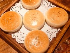 红糖小锅盔-东巴人鱼豆花火锅(幸福街店)