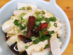 小葱拌豆腐-炒豆合作社(东四总店)