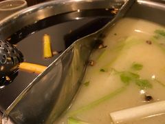 -肖肖酸萝卜鱼火锅(总店)