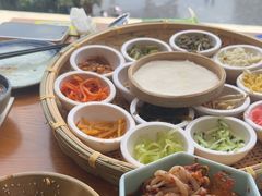 -包整·丝娃娃(一览甲秀楼风景店)