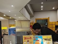 -纽约薯条(世豪广场店)