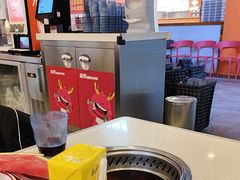 -龍歌自助小火锅(市北CBD万达店)