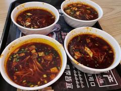 -十三朝牛馍王擀面皮(骡马市店)
