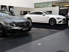 -上海星瀚奔驰4S店(红柳路店)