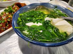 豌豆颠豆腐汤-喜洋洋(中山四路店)