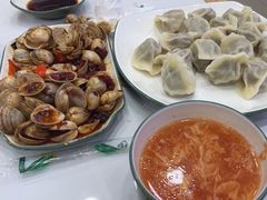 -大肚水饺锅贴·家常融合菜(新港店)