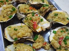 -覃记海鲜美食餐厅