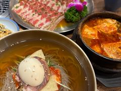 -明洞阿姨·韩式酱蟹烤肉·创意料理(三元桥店)