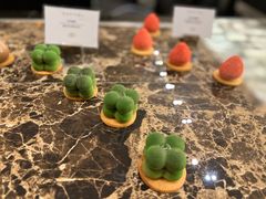 -圣丰索菲特·2 On 988 Café 自助餐厅