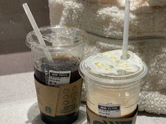-星巴克臻选(上海虹桥新天地三店)