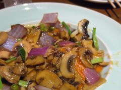 -雀舞云南菜(天津天河城购物中心店)