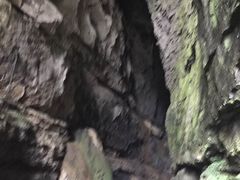 -天坑地缝国家地质公园-停车场