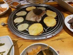 -唯成•韩国炭火烤肉 유성고기