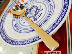 -赵记传承特色牛奶甜品(泉城广场店)