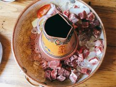苏尼特极品羔羊肉-毛辣果·贵州红酸汤牛肉火锅(西单店)