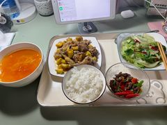 -懒熊月嫂中心(金鸡湖店)