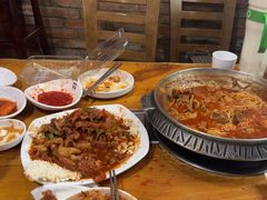 -喇喇排骨火锅·传统韩式脊骨汤(望京西园总店)