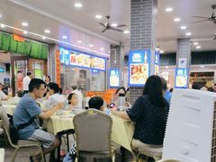 -鹏城人家海鲜酒家·23年老字号(较场尾店)