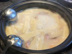-大匠工房古船木艺术餐厅·猪肚鸡专门店(长白仙岛店)