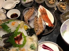 -半岛翡丽海鲜自助餐厅(观风亭店)