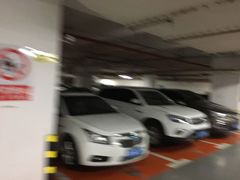 -苏宁电器广场·停车场