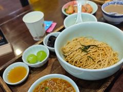 -蟹上黄·蟹黄面·江南糖水(人民广场店)