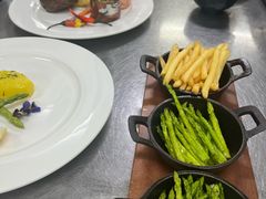 -Musso & Frank Grill