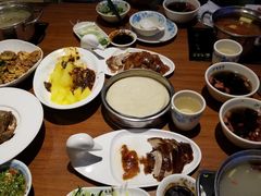 -龙聚德北京烤鸭(沙坪坝华宇A馆店)