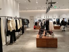 -URBAN REVIVO(西安Momopark店)