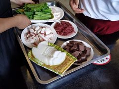 凤尾-周老三跷脚牛肉·全牛火锅(非遗传承店)