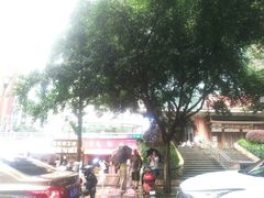 -八一路好吃街(雨田商务大厦店)