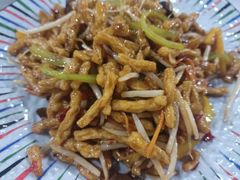 -天天向上素食餐厅(五台山店)