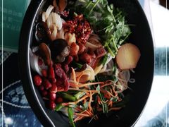 -桥香园过桥米线(国贸店)