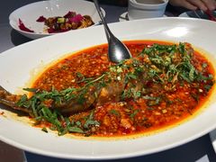 鱼辣子江团配老面开花大馒头-南堂馆·新川菜(春熙路店)