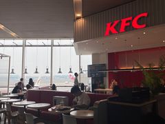 -肯德基(成都机场T2到达精选店)