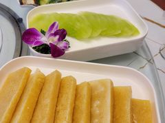 冻豆腐-殷式·私房烧烤·羊蝎子火锅(什刹海店)