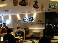 -必胜客(武汉欢乐谷店)