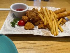 -菲滋意式休闲餐厅(北仑银泰城店)