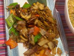 -香巴拉云南餐厅(华莱坞店)