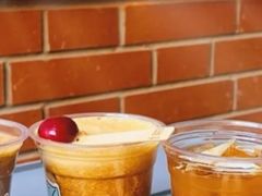 -HUGS coffee(东区店)