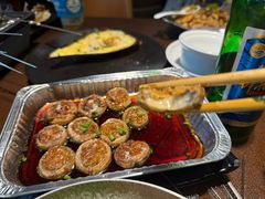 -曼听小寨海鲜烧烤·大连辣炒大王(盖州街店)