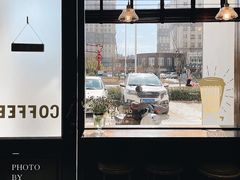-芷桦咖啡(新城市广场店)