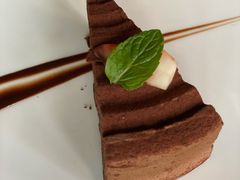 巧克力松露蛋糕-WOLFGANG PUCK KITCHEN & BAR(迪士尼小镇店)