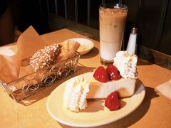 -The Cheesecake Factory芝乐坊餐厅(兴业太古汇店)