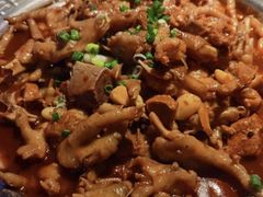 鸡爪煲-胖哥俩肉蟹煲(湖滨银泰in77店)
