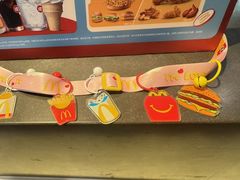 -麦当劳(假日广场店)
