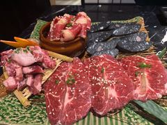 -山川小町·极番烧肉(新地假日广场店)