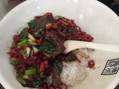辣椒大蒜腊牛肉-德天顺盖码饭(人民西路店)