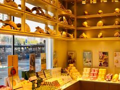 面包甜点陈列柜-好利来(十里河店)